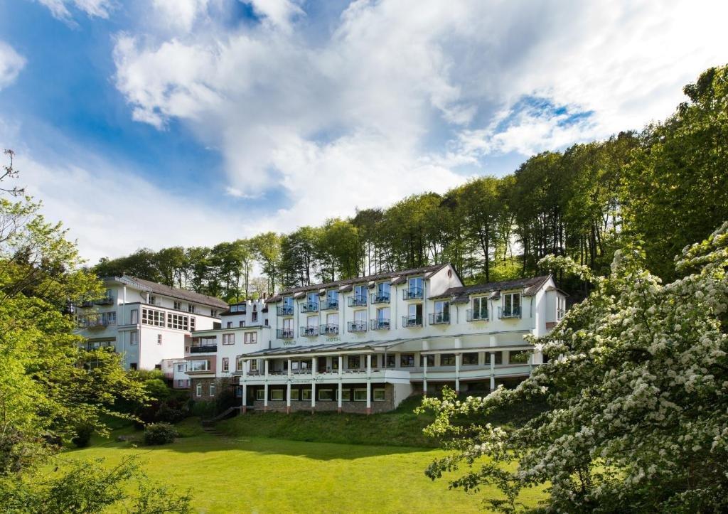 Akzent Waldhotel Rheingau Geisenheim Exterior foto